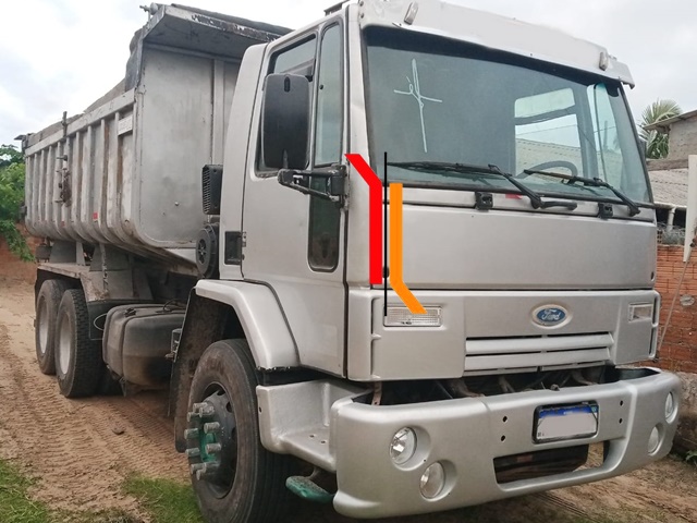 Tração 6×2, motor recém reformado, tacógrafo digital, caminhão em muito bom estado. Caçamba 14 m³. Caminhão ideal para transporte de asfalto. 
 […] Leia mais…