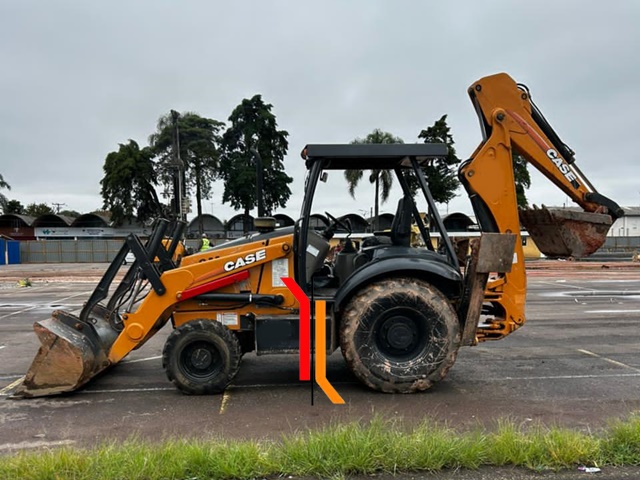Horímetro: 11.200 h



Máquina com embuchamento novos, pneus bons, revisado turbina e radiador. Motor com 200 h de uso apenas. Para-brisa novo. 
 […] Leia mais…