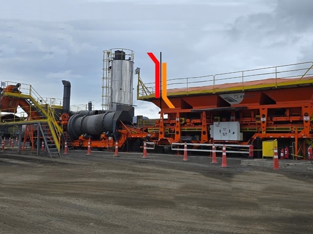 Horímetro: 7.300 h



Usina completa, contra-fluxo com capacidade de 80 – 120 ton. /h. Tanque jumbo e aquecedor térmico inclusos. 




 […] Leia mais…